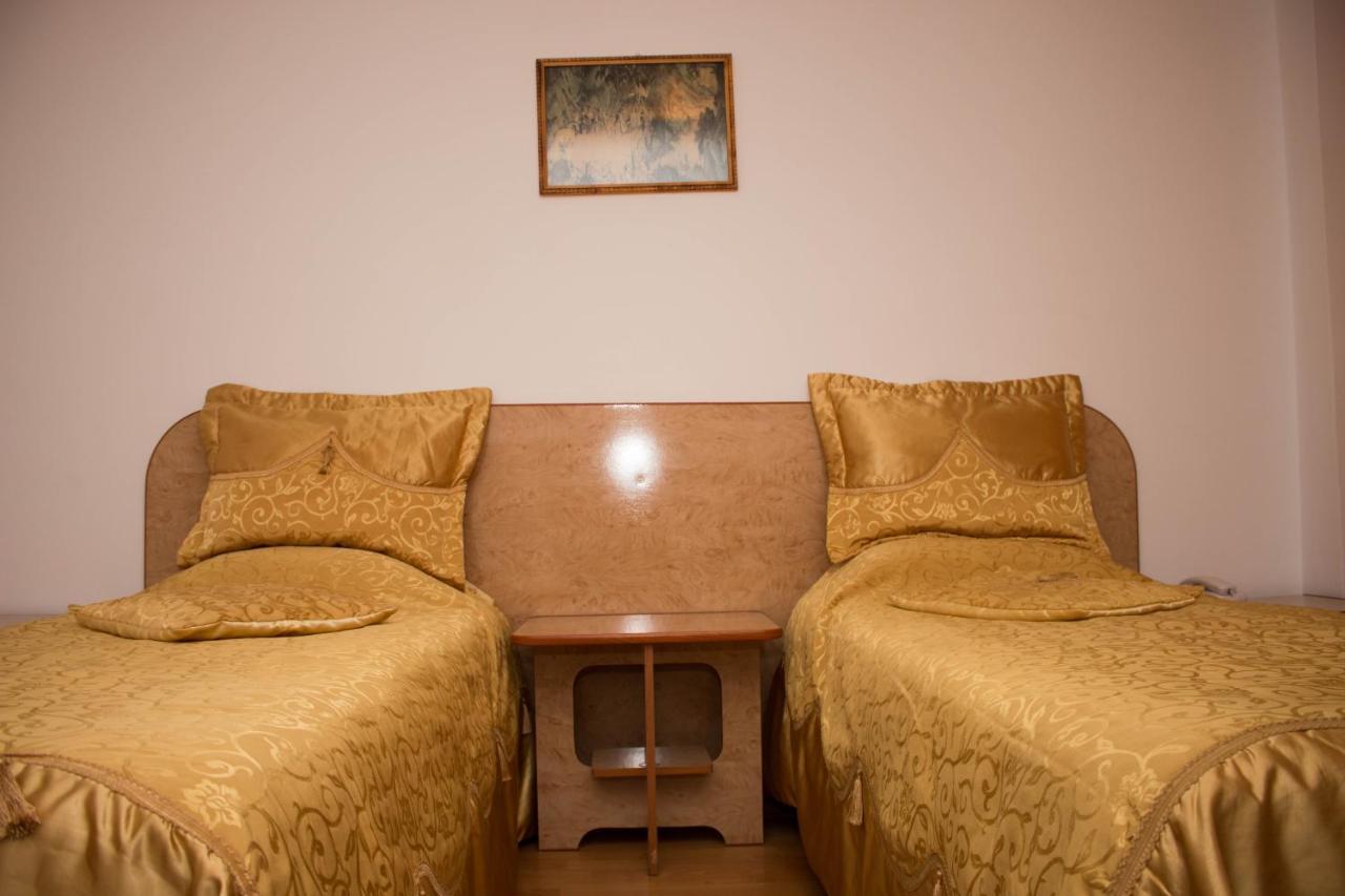 Bîrlad N&S Hotel Barlad المظهر الخارجي الصورة